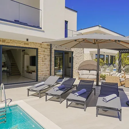 Hills - South Luxury Hill Vila