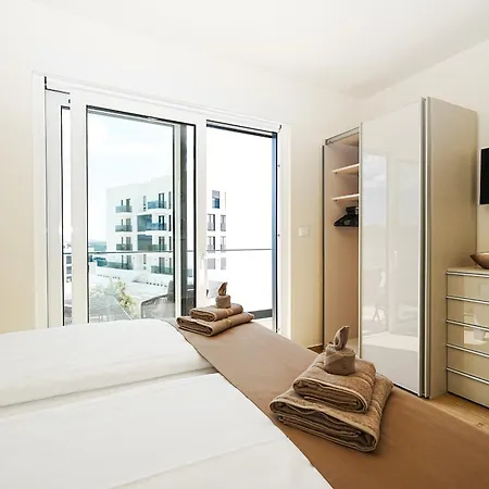 Hills - South Luxury Hill