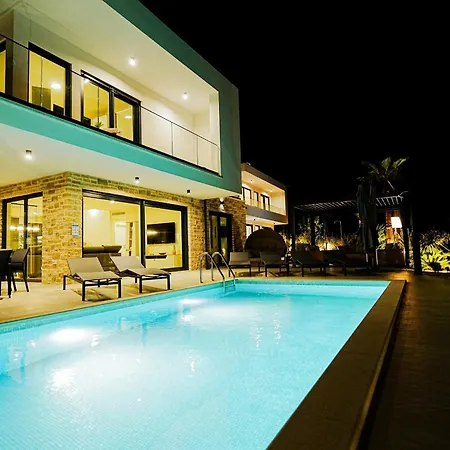 Villa Hills - South Luxury Hill *